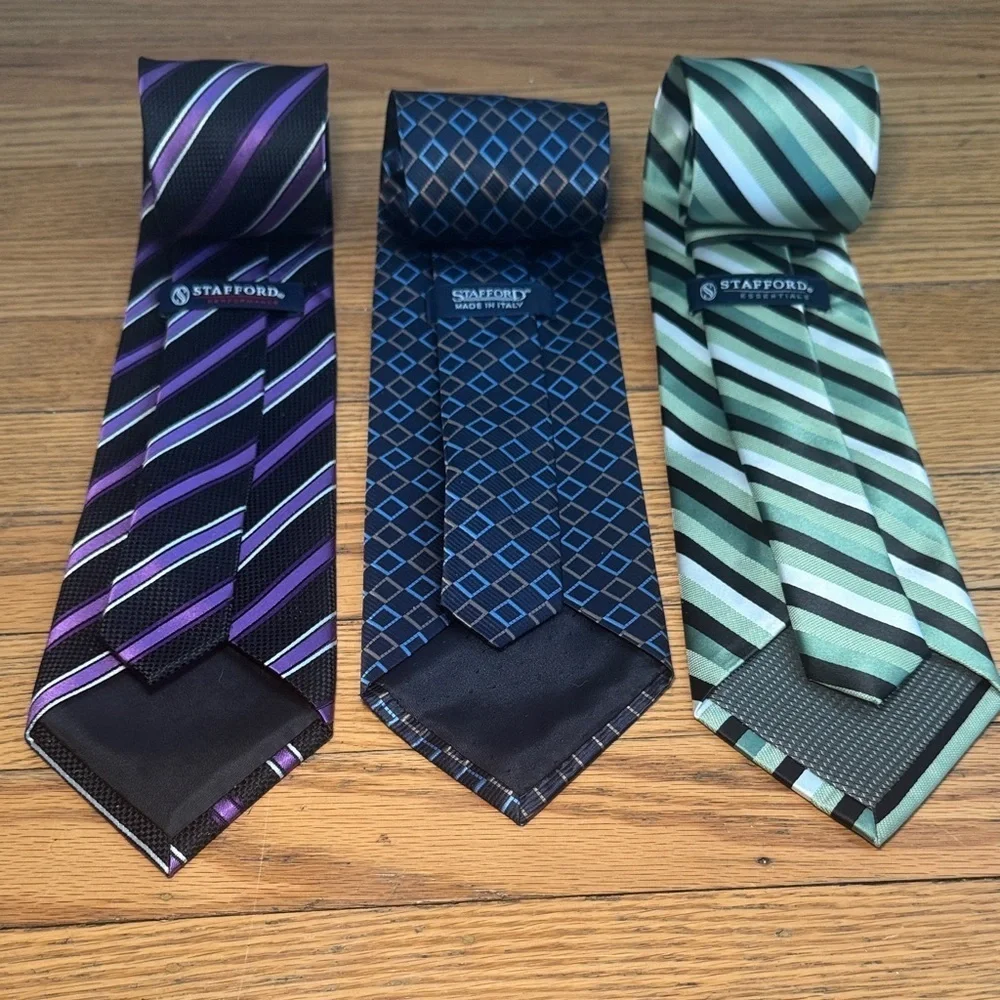 Beautiful Stafford Striped/Patterned Men's Tie Set